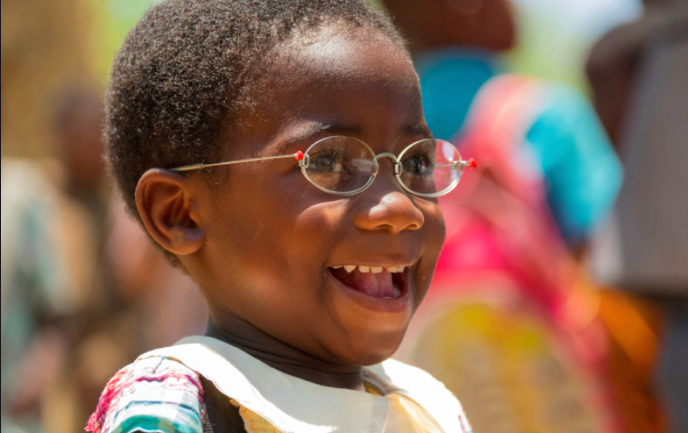 Solidarity collection of glasses for Senegal