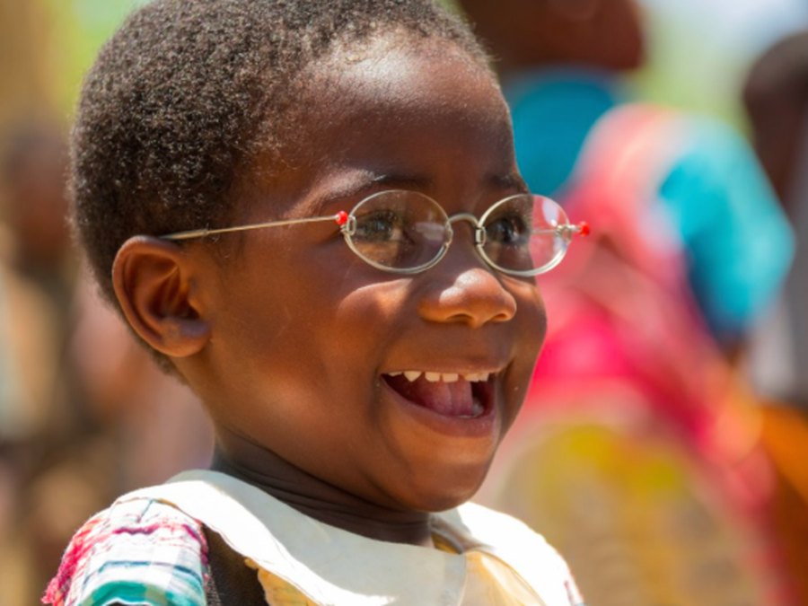 Solidarity collection of glasses for Senegal