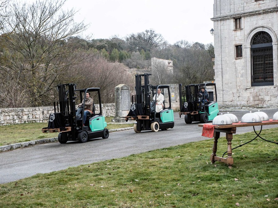 The “MasterChef 7” competition kicks off on Tuesday at ULMA Forklift Trucks