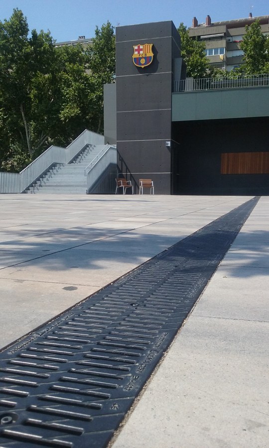 ULMA channels at the new entrance to the FC BARCELONA facilities at CAMP NOU