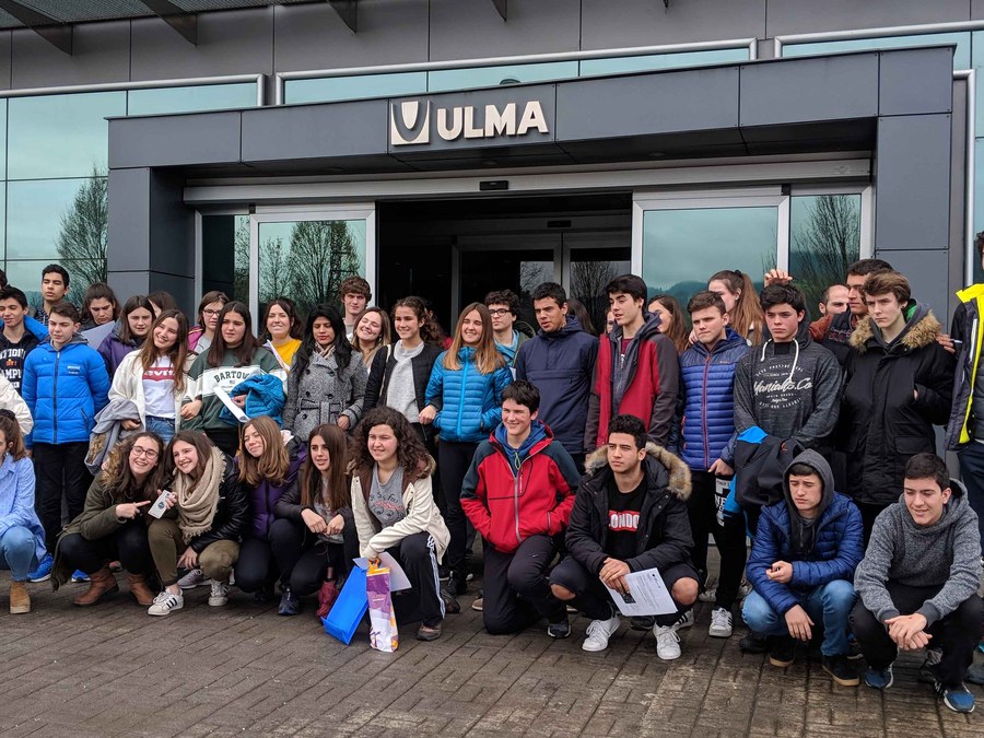 Jóvenes del Instituto Zuazola de Oñati se acercaron a conocer ULMA