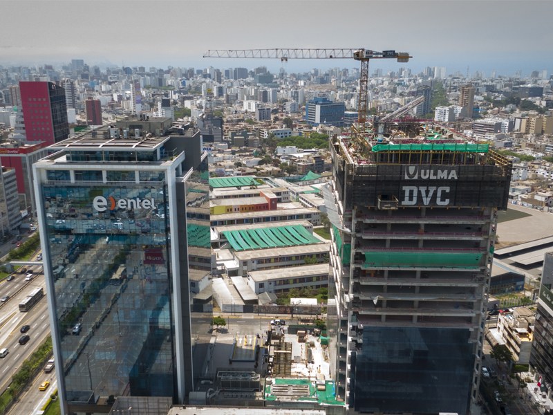 Nueva torre en el centro de Lima, Perú