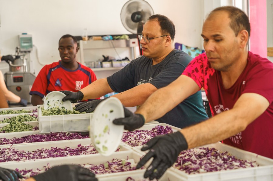 Recogida solidaria de arroz en ULMA