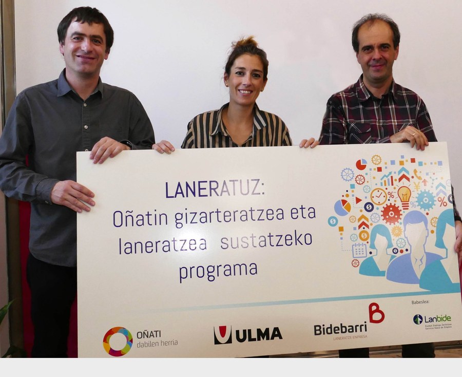 ULMA firma la renovación del convenio “Laneratuz” junto con Bidebarri y el Ayuntamiento de Oñati.