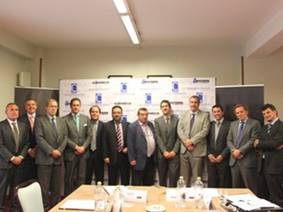 ULMA participa en la cumbre sobre el sector de carretillas elevadoras organizada por Grupo C de Comunicación. 