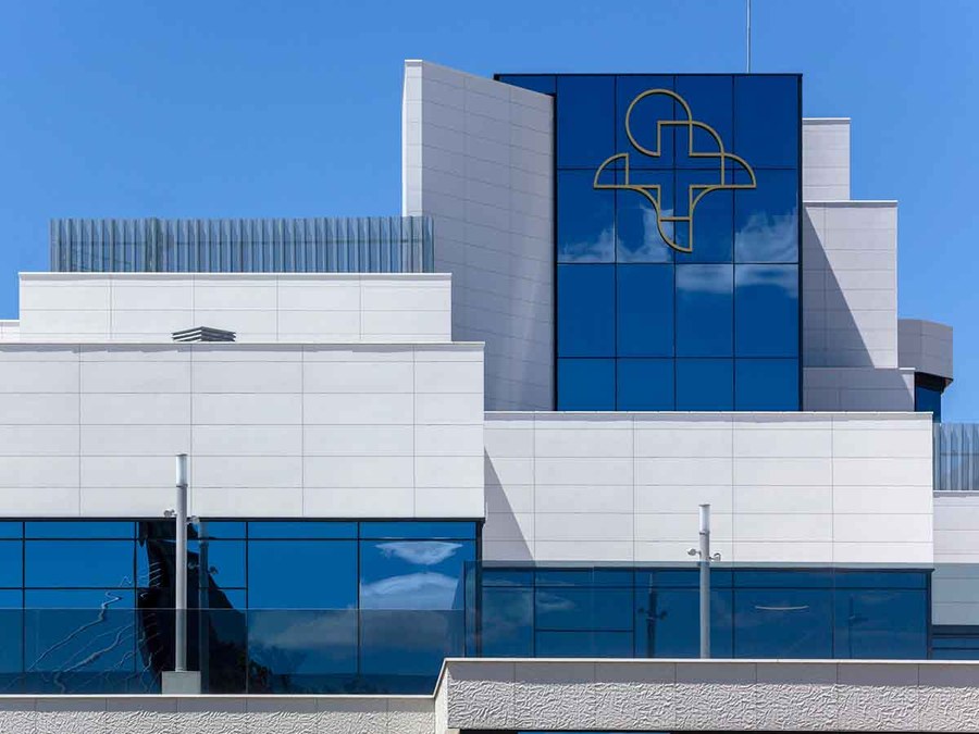 Birgaitze lanak, neurrira aurrefabrikatutako terraza aurrealdeekin